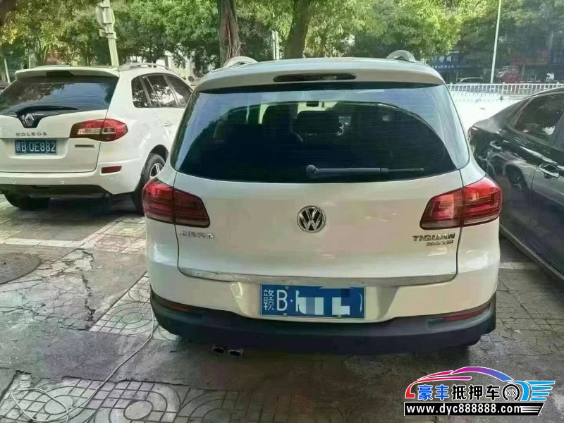 16年大众途观轿车抵押车出售