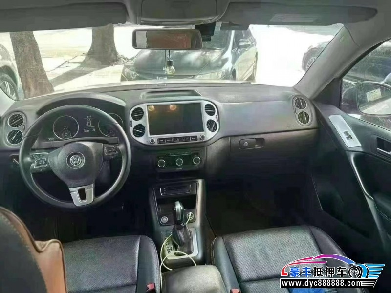 16年大众途观轿车抵押车出售