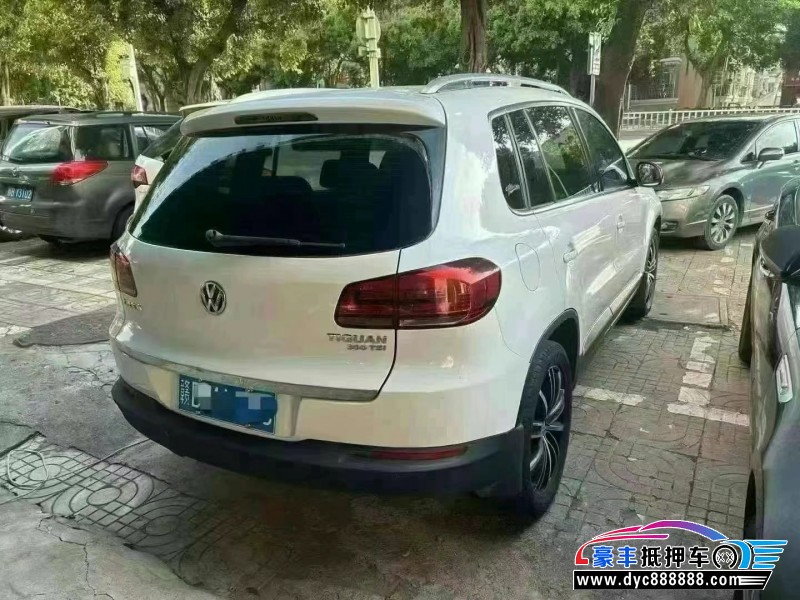 16年大众途观轿车抵押车出售