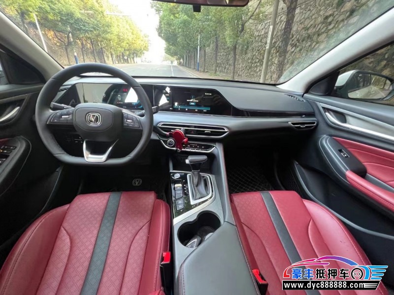 22年长安逸动轿车抵押车出售