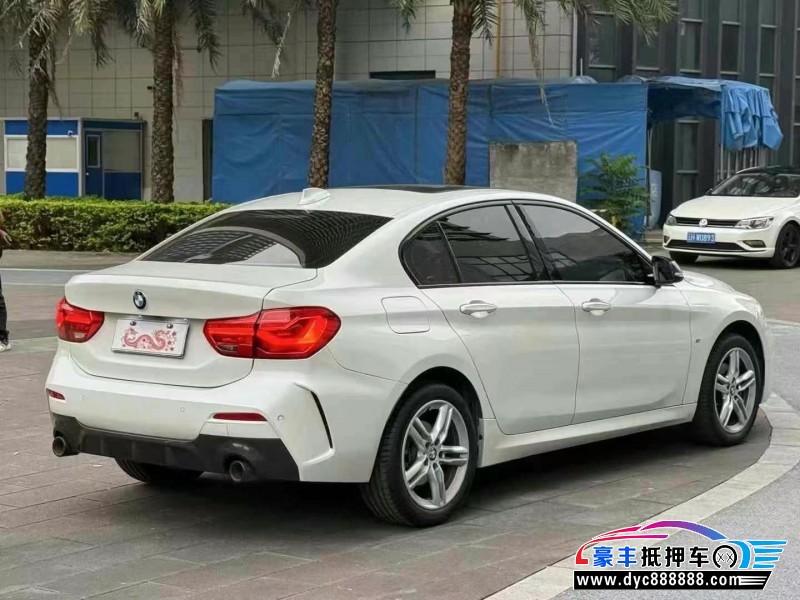 21年宝马1系轿车抵押车出售