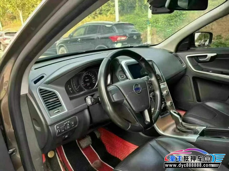 18年沃尔沃XC60轿车抵押车出售