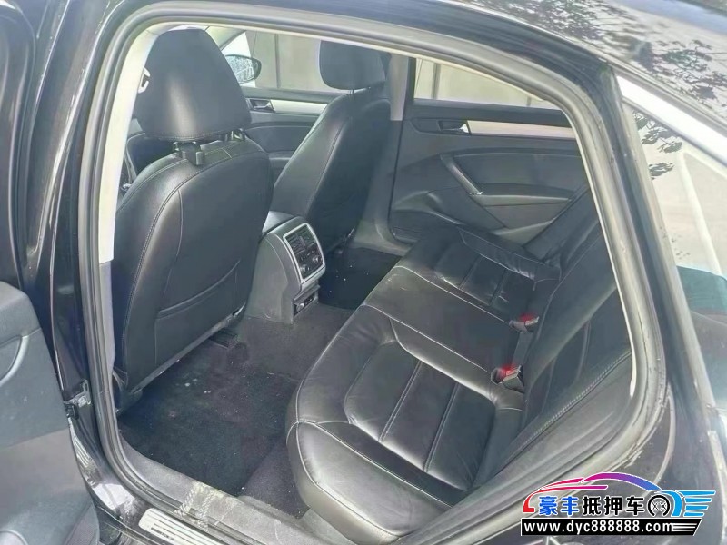 14年大众帕萨特轿车抵押车出售