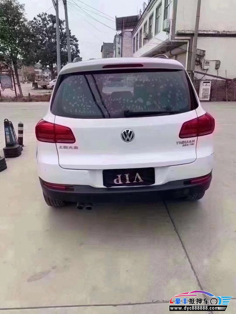 16年大众途观轿车抵押车出售