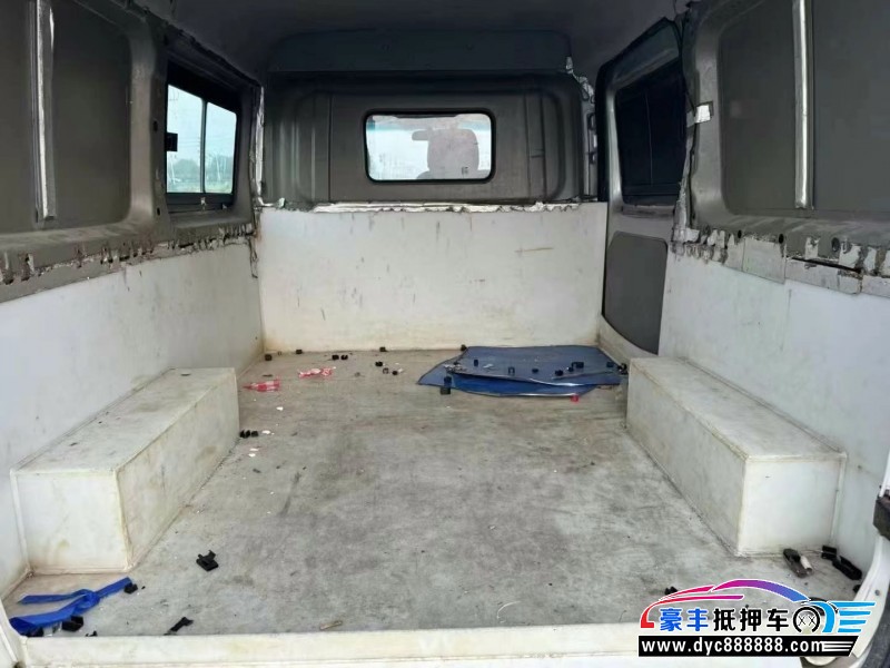 20年江淮星锐轿车抵押车出售