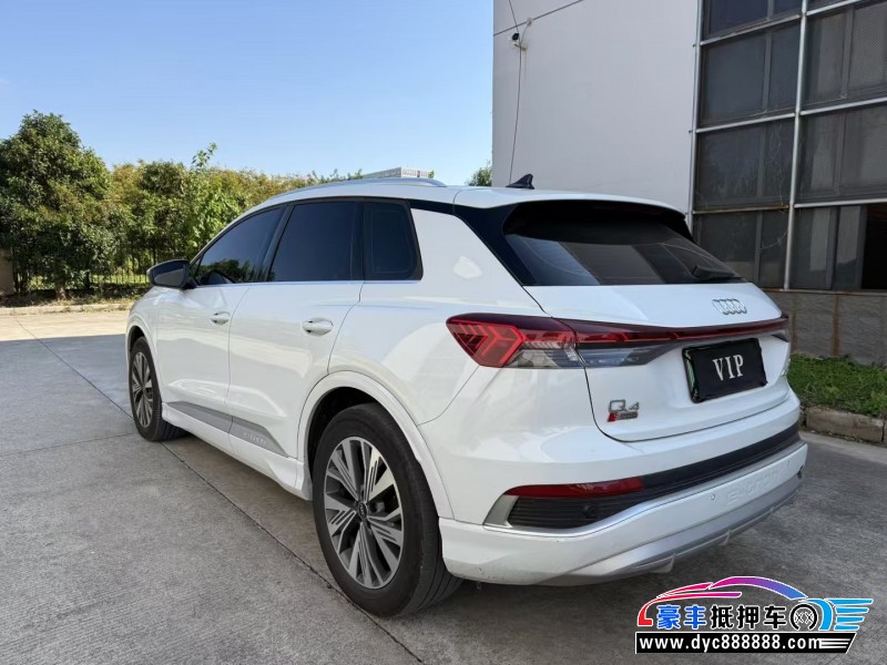 24年奥迪Q4轿车抵押车出售