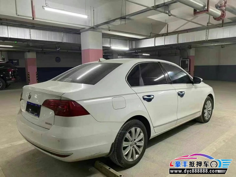 18年大众宝来轿车抵押车出售