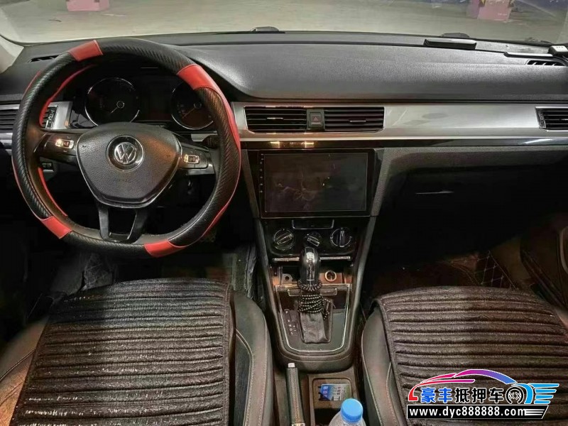 18年大众宝来轿车抵押车出售