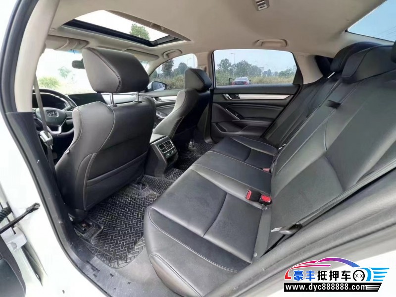 23年本田雅阁轿车抵押车出售