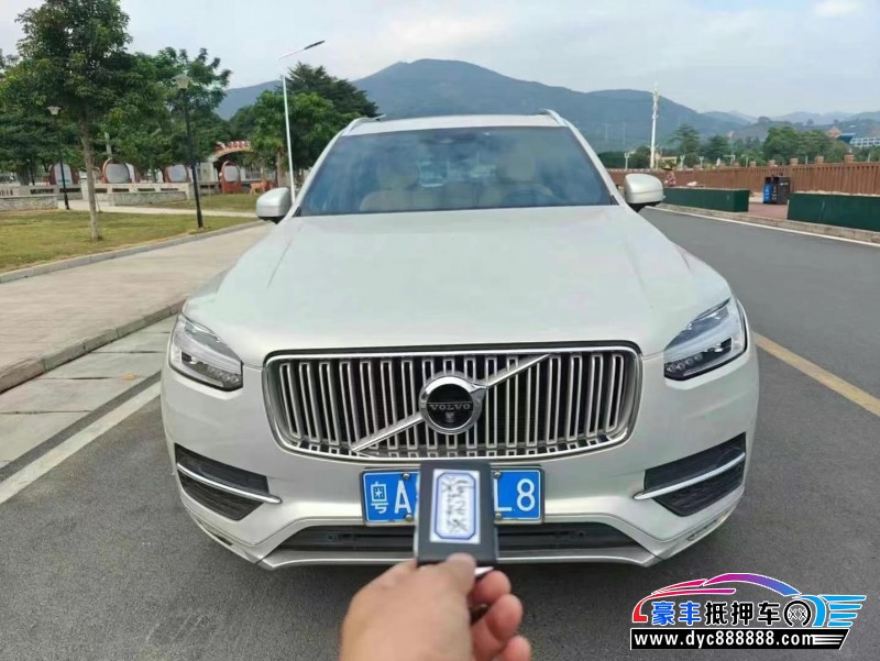 抵押车出售19年沃尔沃XC90轿车