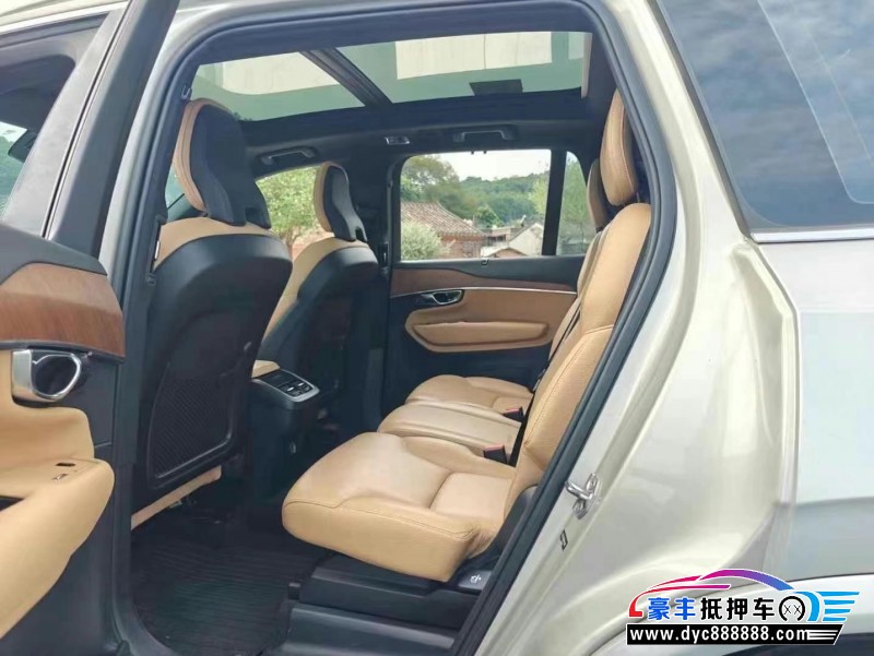 19年沃尔沃XC90轿车抵押车出售