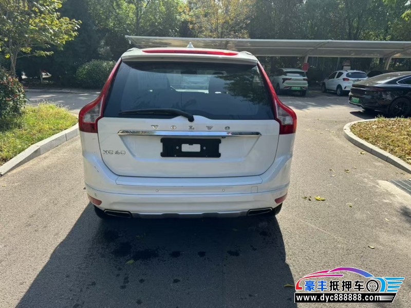 17年沃尔沃XC60SUV抵押车出售