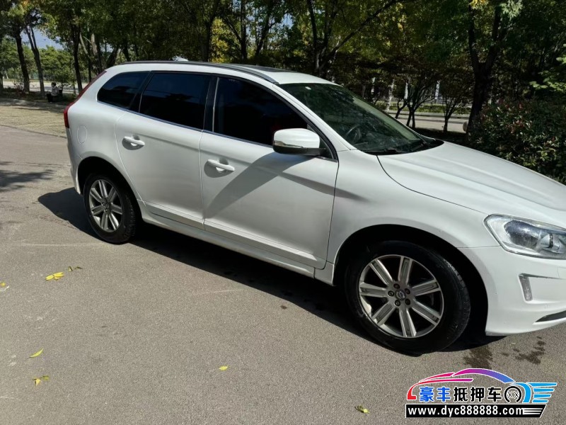 17年沃尔沃XC60SUV抵押车出售