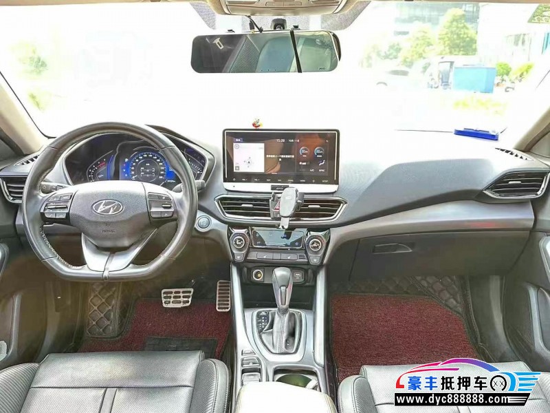 20年现代菲斯塔轿车抵押车出售