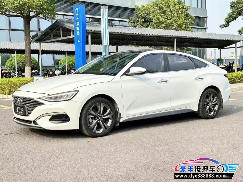 20年现代菲斯塔轿车抵押车出售