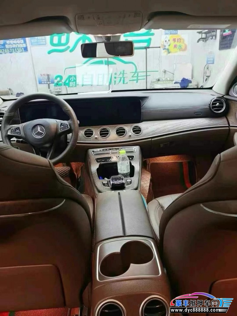 18年奔驰E轿车抵押车出售