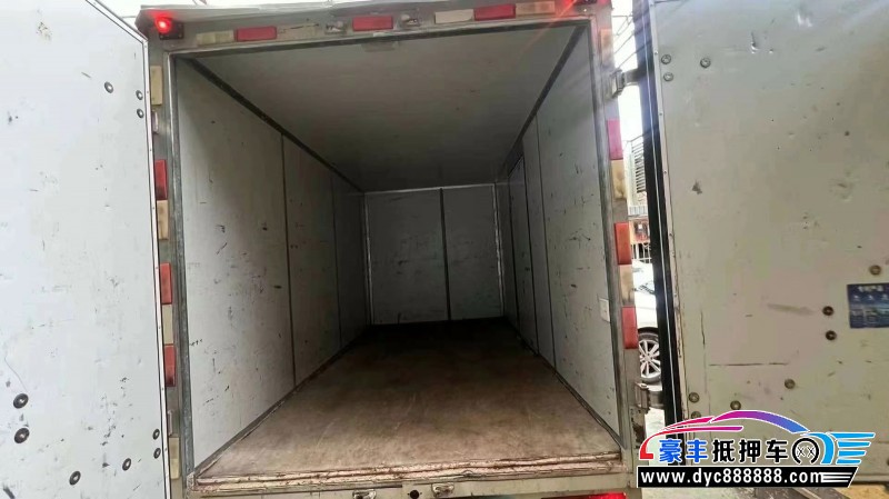 23年福田祥菱轿车抵押车出售