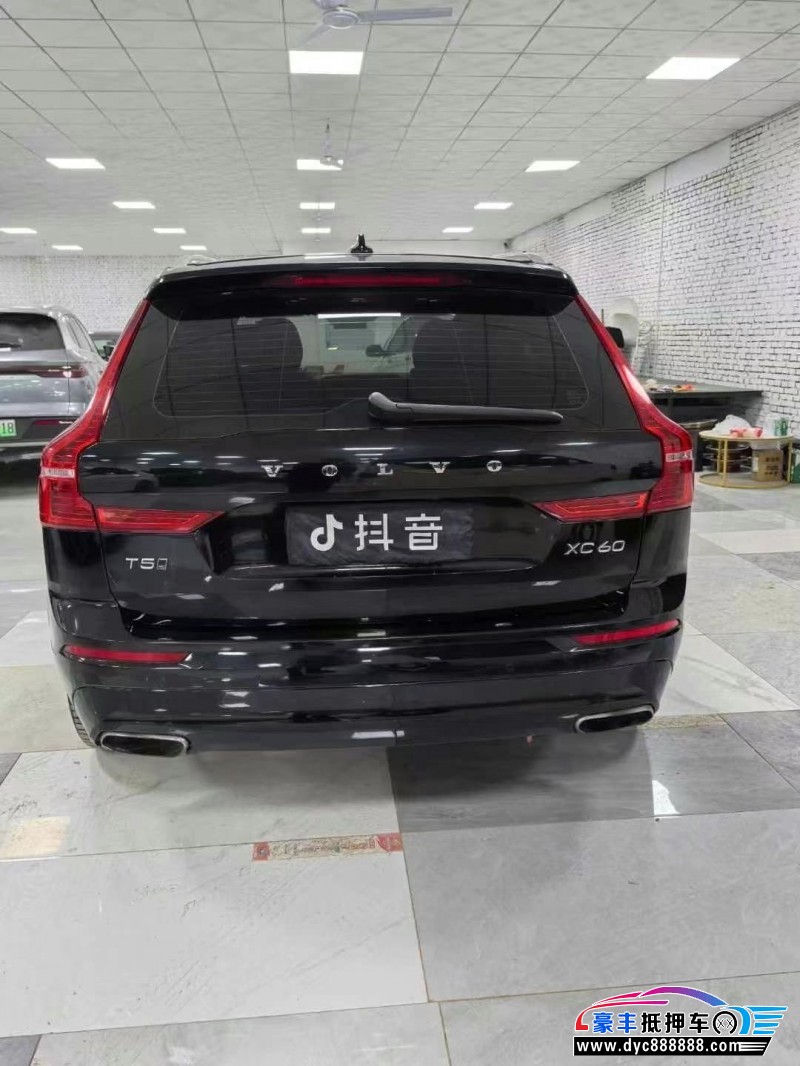 19年沃尔沃XC60SUV抵押车出售