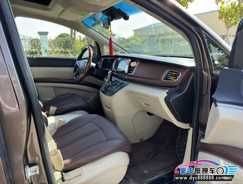 14年别克GL8轿车抵押车出售