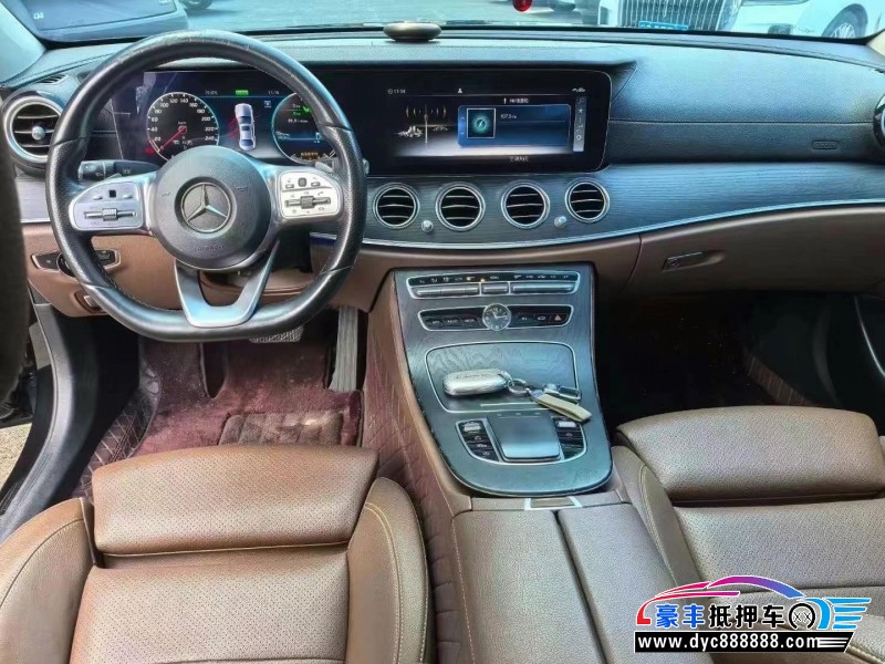 20年奔驰E轿车抵押车出售