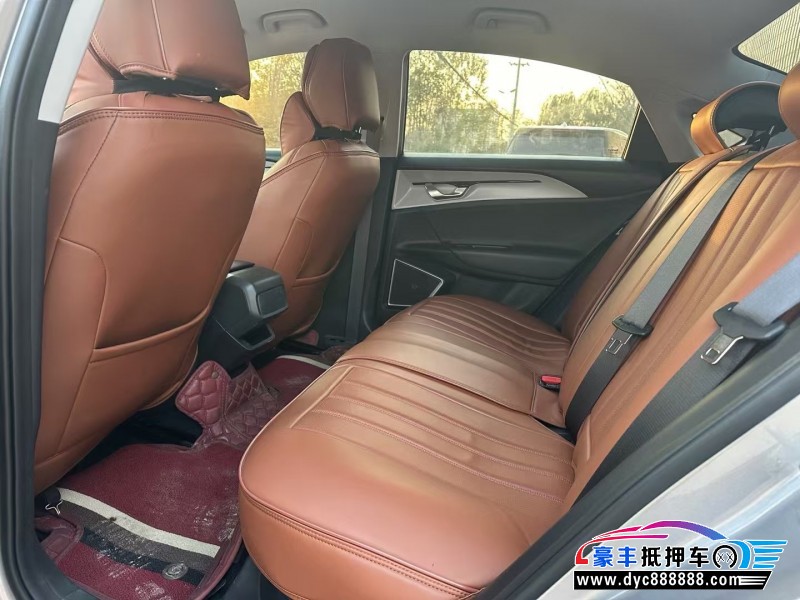 23年吉利几何轿车抵押车出售