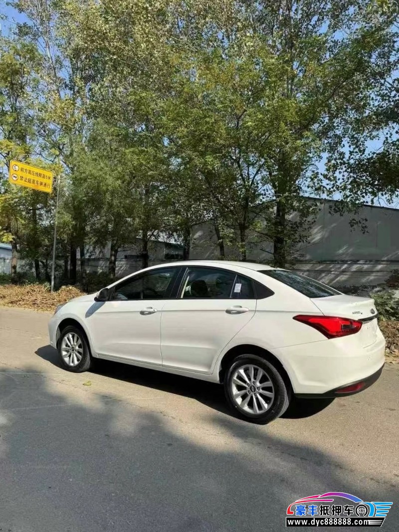 24年奇瑞艾瑞泽轿车抵押车出售