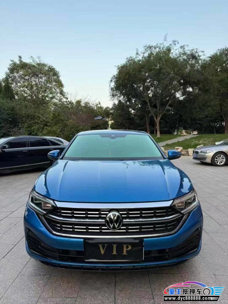 22年大众速腾轿车抵押车出售