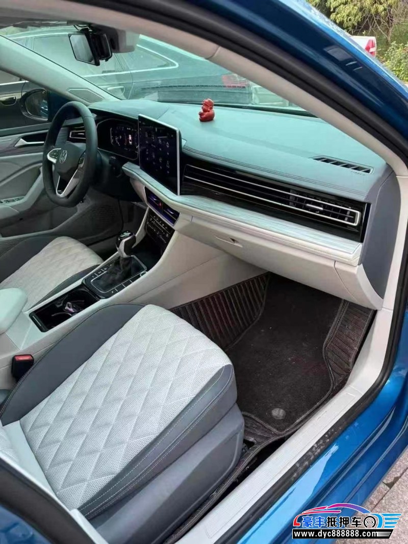 22年大众速腾轿车抵押车出售