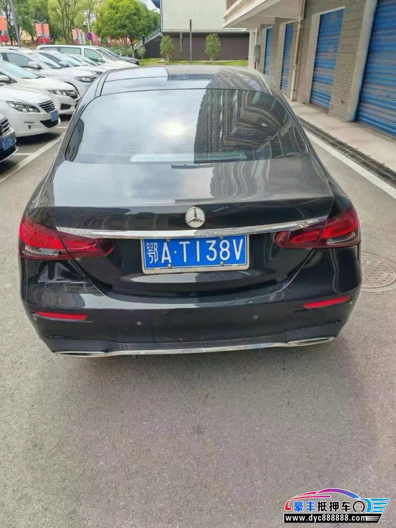 22年奔驰E轿车抵押车出售