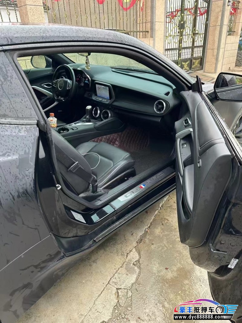 18年雪佛兰科迈罗轿车抵押车出售