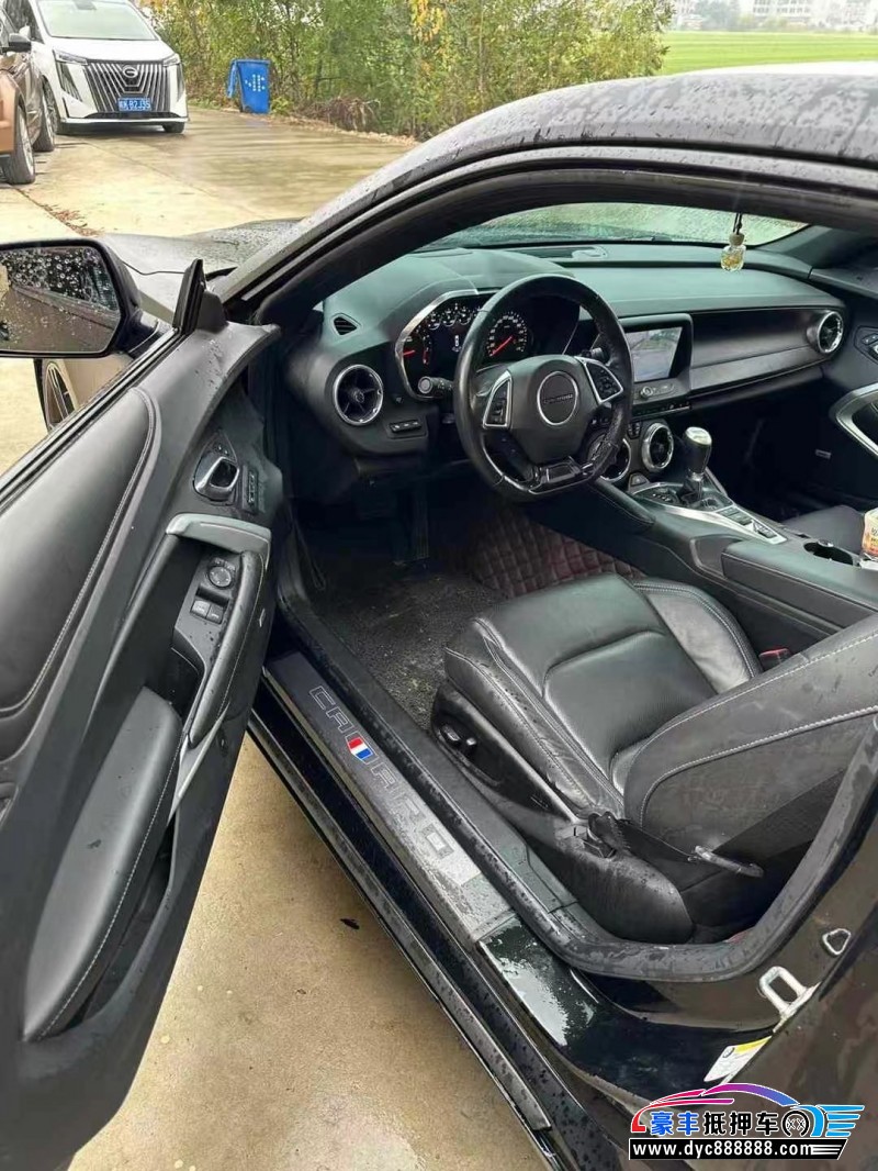 18年雪佛兰科迈罗轿车抵押车出售