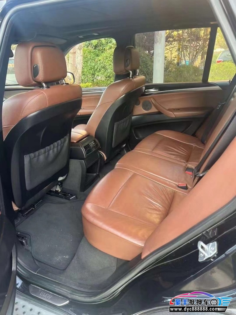 14年宝马X5轿车抵押车出售