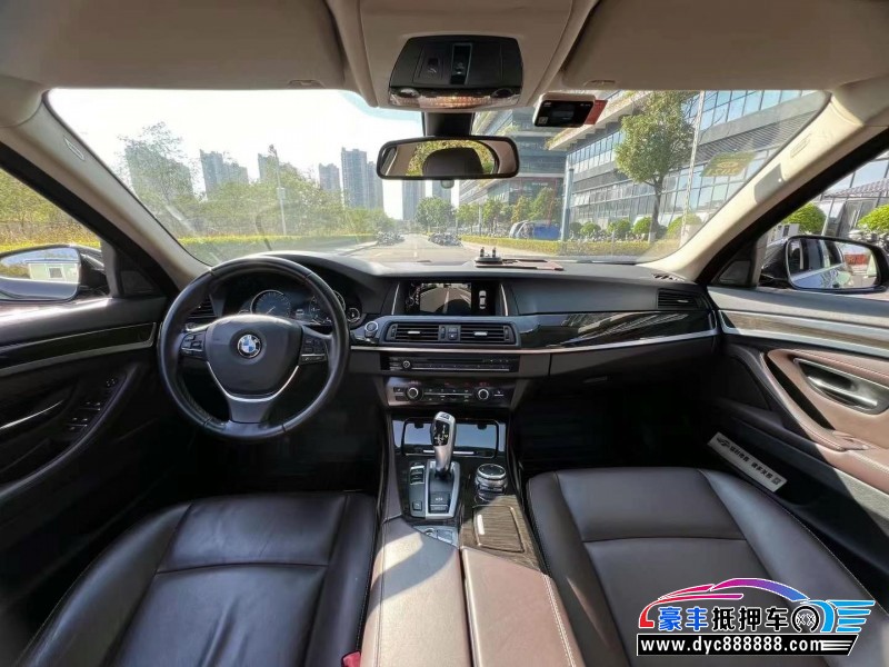 17年宝马5系轿车抵押车出售