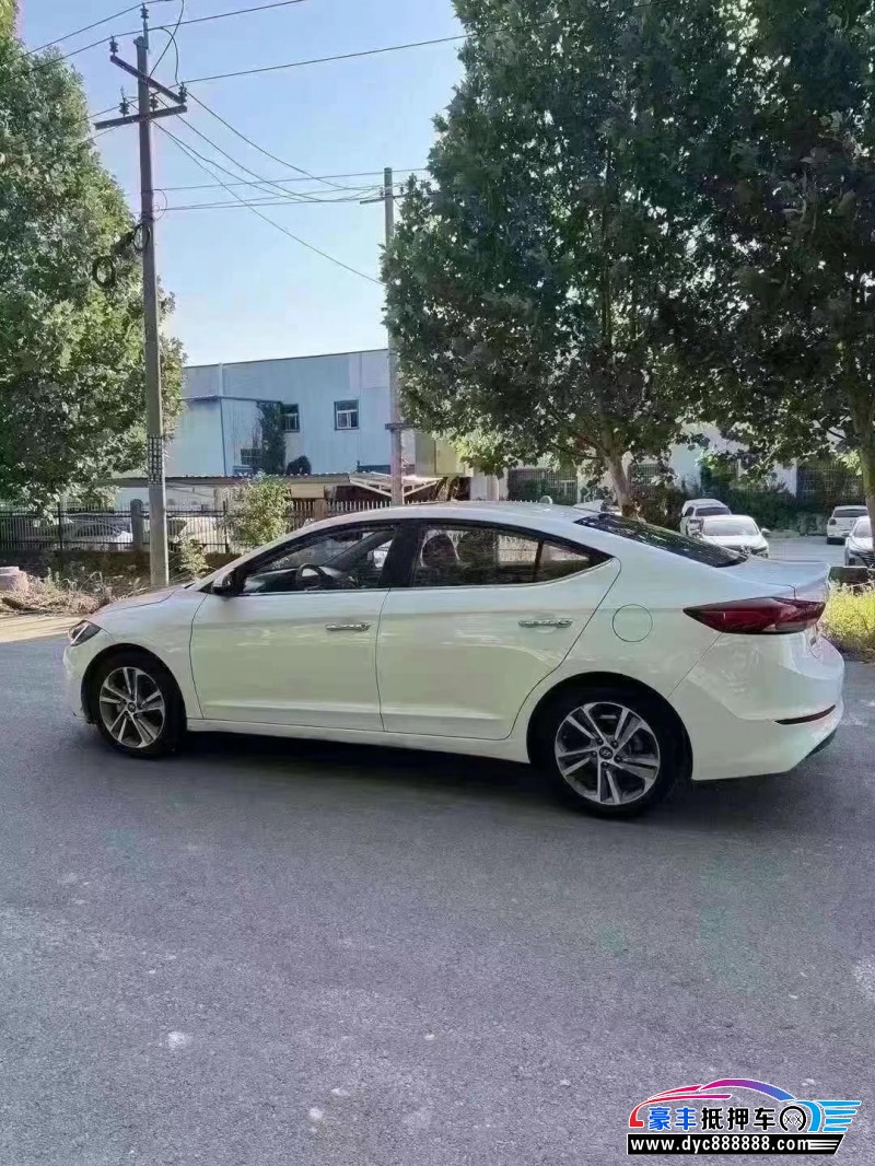 18年现代领动轿车抵押车出售