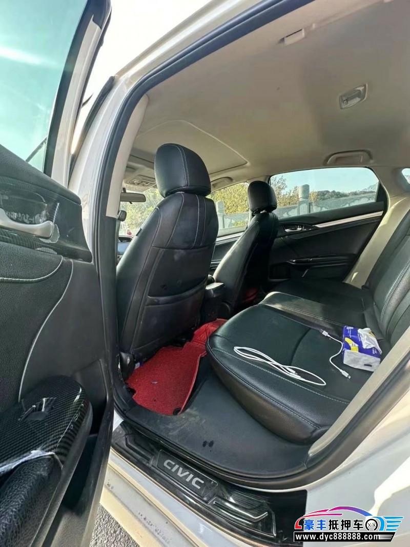 18年本田思域轿车抵押车出售