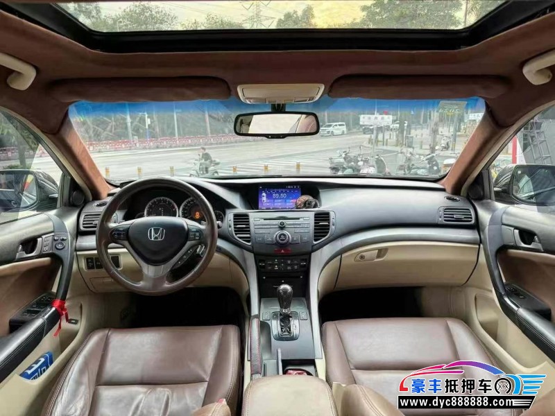 12年本田思铂睿轿车抵押车出售