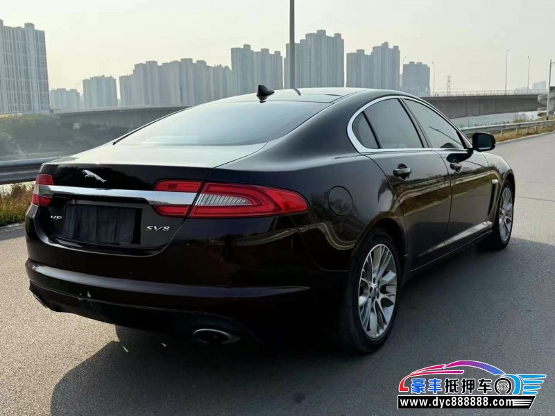 13年捷豹XF轿车抵押车出售