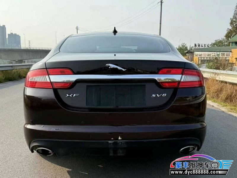 13年捷豹XF轿车抵押车出售