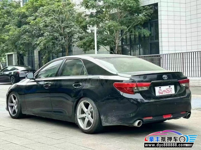 14年丰田锐志轿车抵押车出售