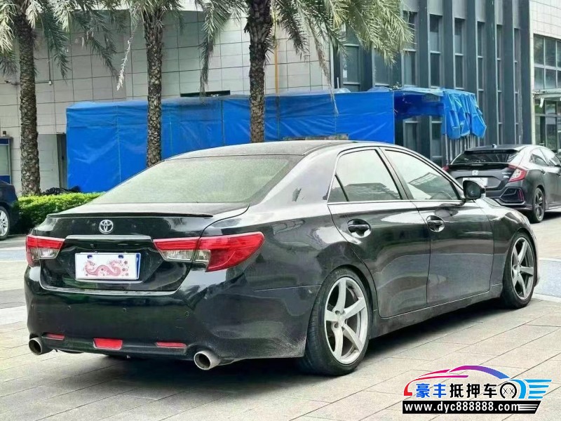 14年丰田锐志轿车抵押车出售