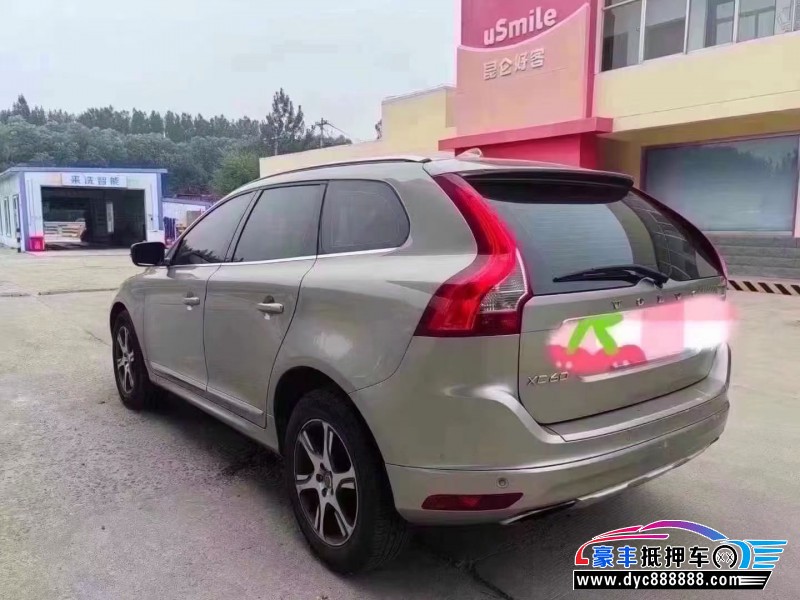 15年沃尔沃XC60轿车抵押车出售