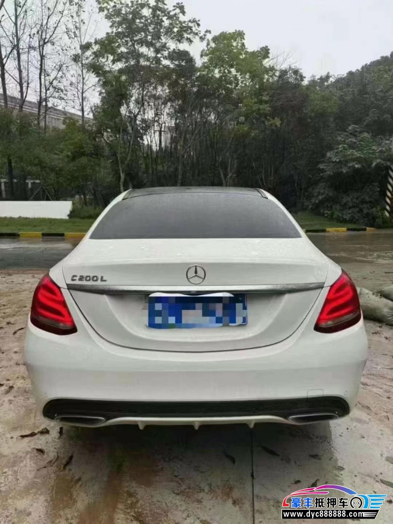 17年奔驰C轿车抵押车出售