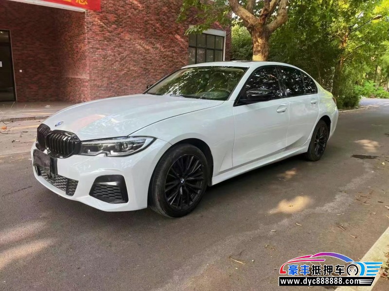 20年宝马3系轿车抵押车出售