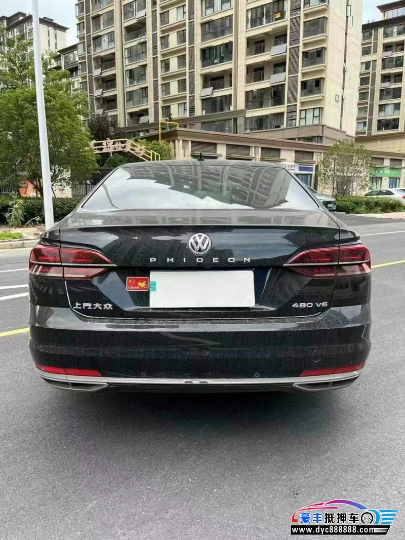 18年大众辉昂轿车抵押车出售