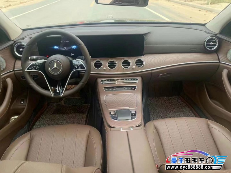 23年奔驰E轿车抵押车出售