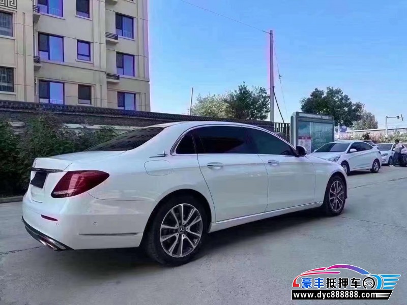 20年奔驰E轿车抵押车出售