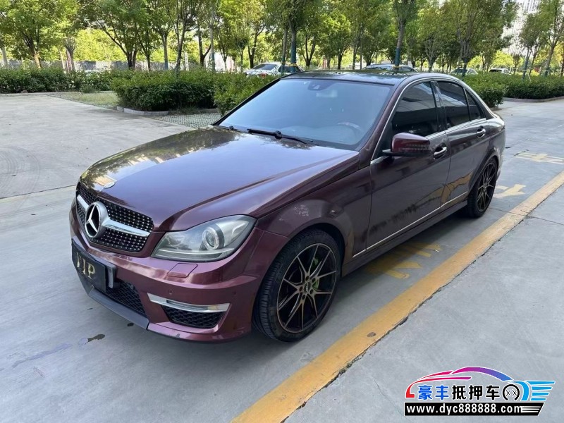 13年奔驰C轿车抵押车出售