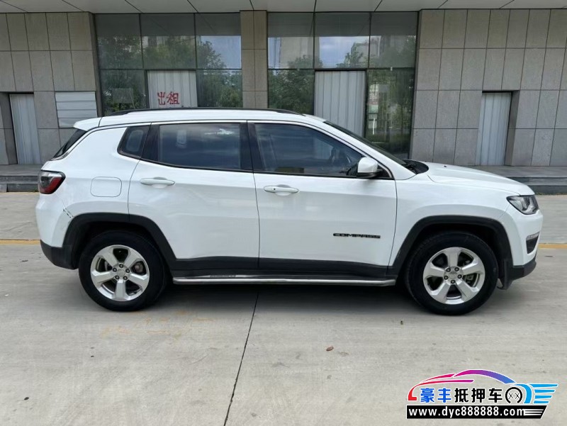 18年Jeep指南者轿车抵押车出售