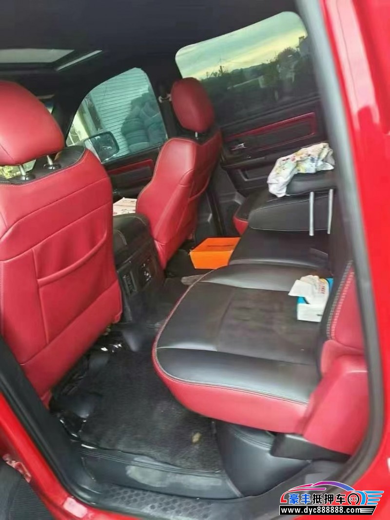 16年道奇公羊轿车抵押车出售