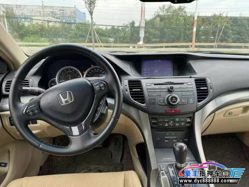 10年本田思铂睿轿车抵押车出售